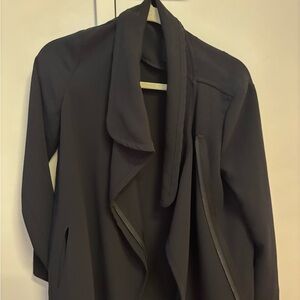 Aritzia Black Women's Jacket